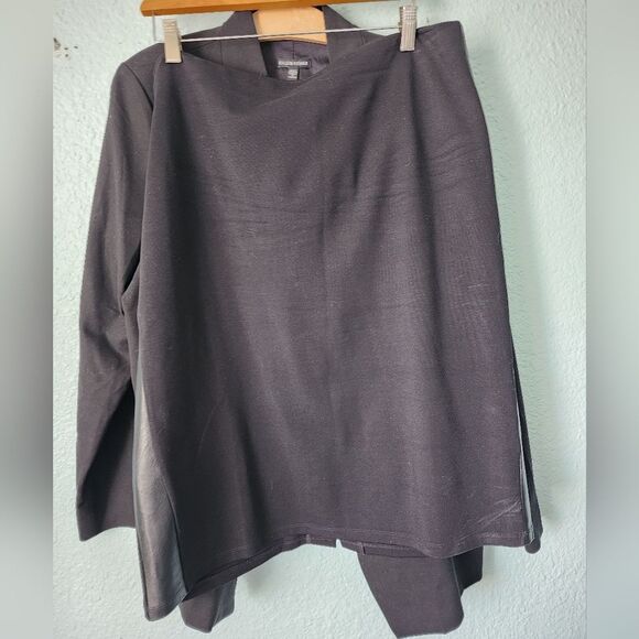 Eileen Fisher Elegant Black Suit Jacket - Picture 4 of 11